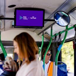 Reklama w ruchu czyli programmatic DOOH w autobusach